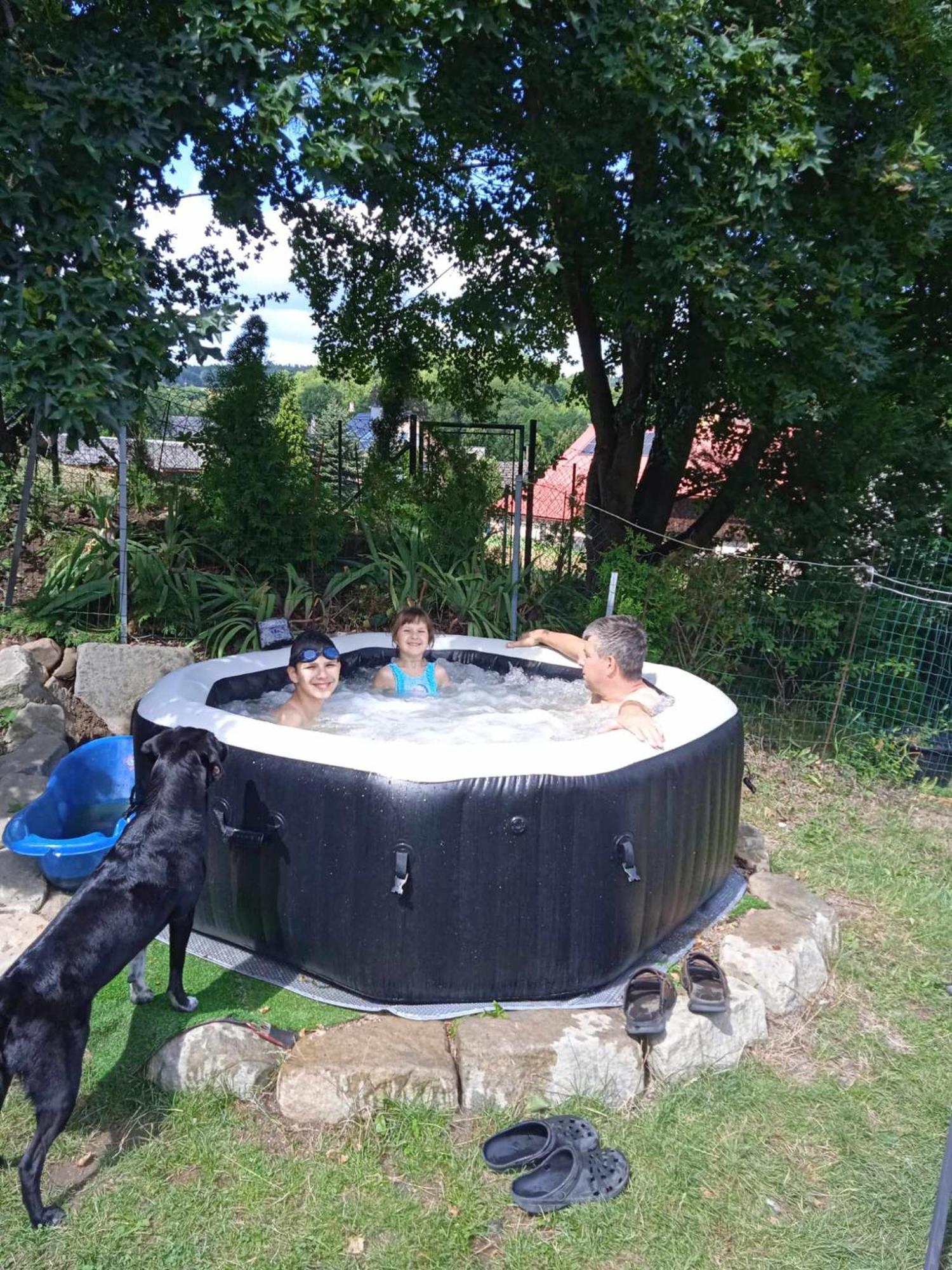 Fara Choustnikovo Hradiste Hotel Buitenkant foto