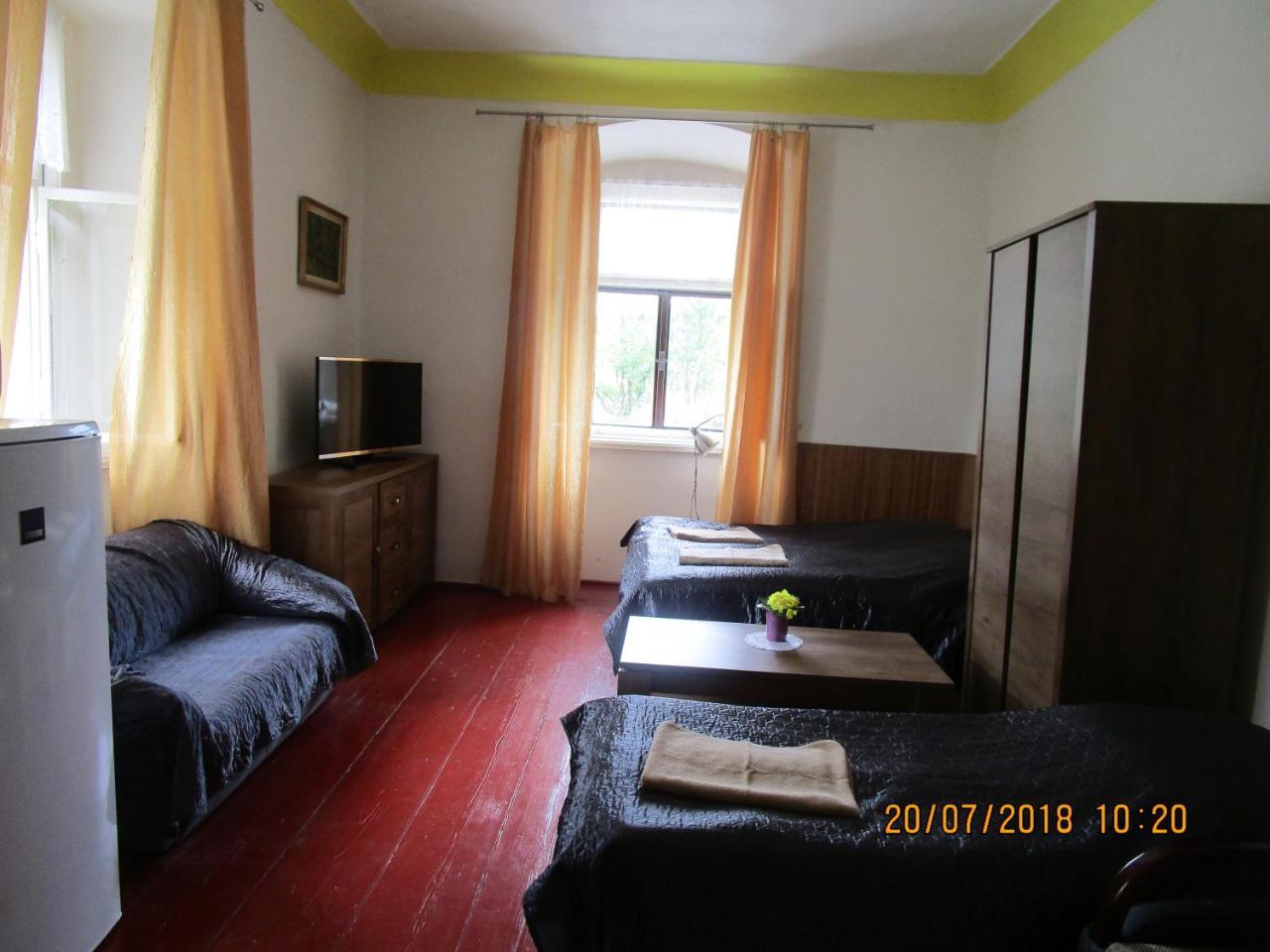 Fara Choustnikovo Hradiste Hotel Buitenkant foto