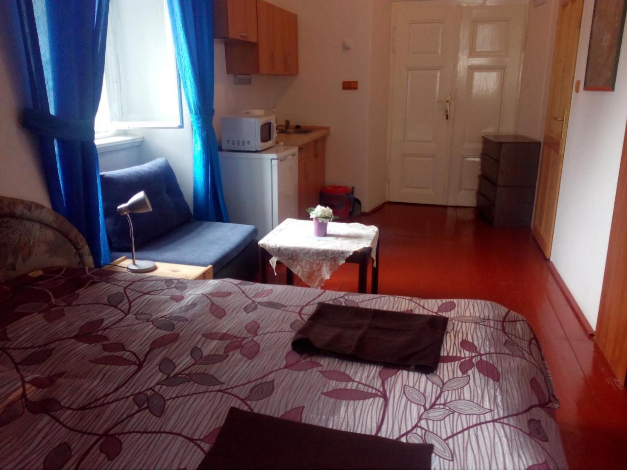 Fara Choustnikovo Hradiste Hotel Buitenkant foto
