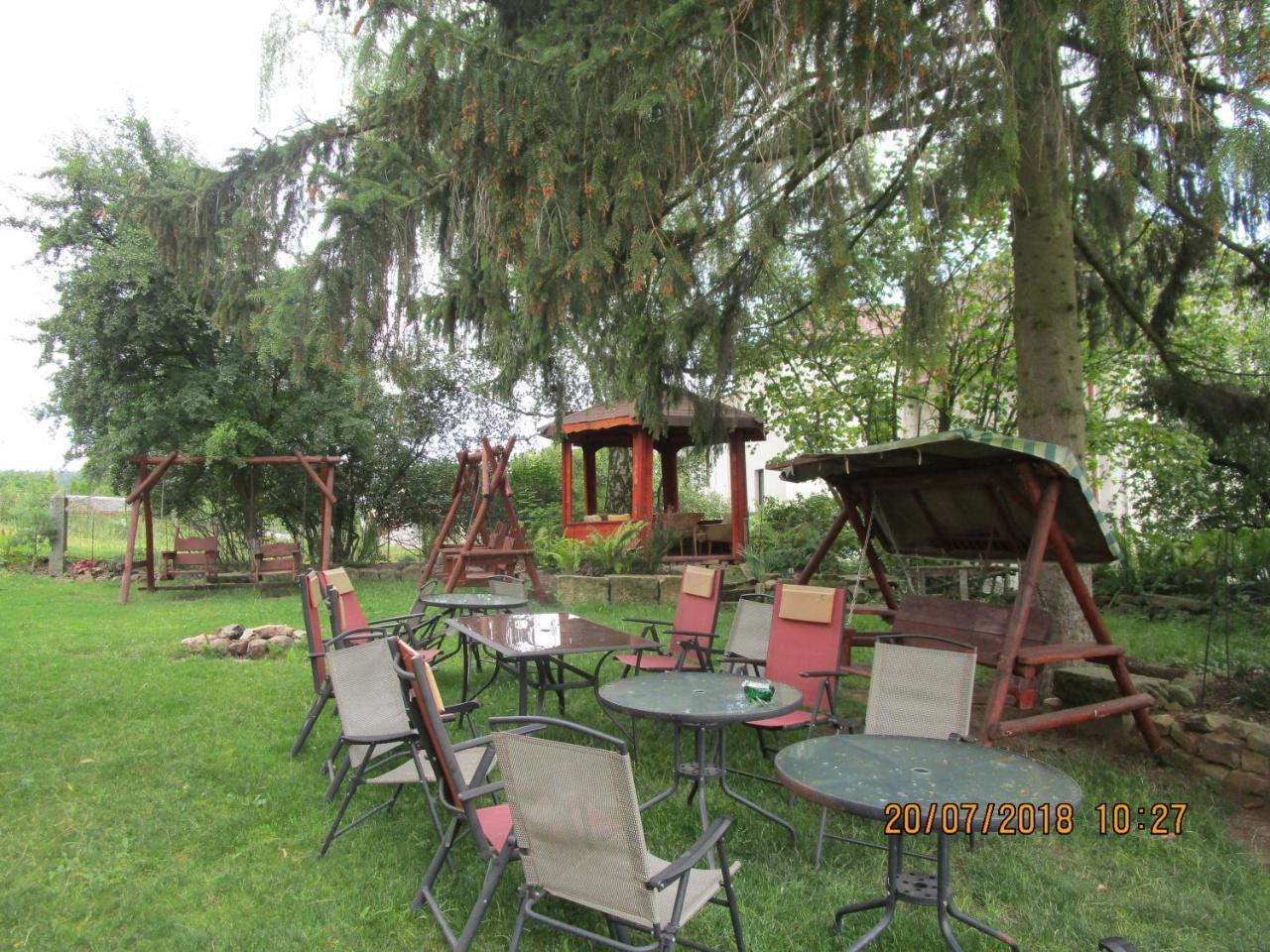 Fara Choustnikovo Hradiste Hotel Buitenkant foto